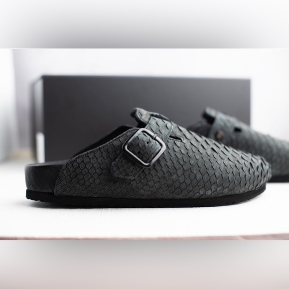 The Shoe Surgeon Luxe Mule Black Python - Picture 7 of 12